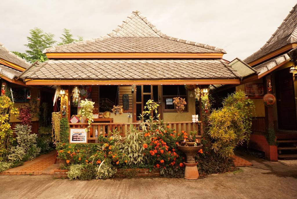 Huen Kham Kong Guesthouse Meszariang Kültér fotó