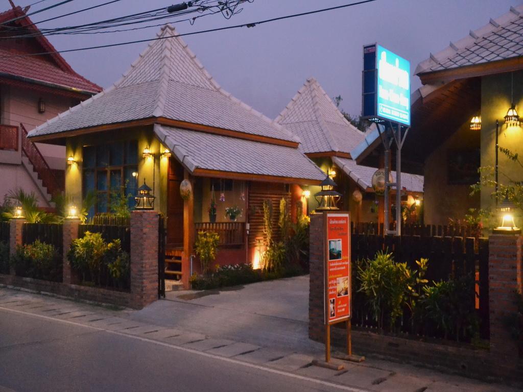 Huen Kham Kong Guesthouse Meszariang Kültér fotó